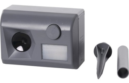 Ультразвуковой отпугиватель собак, кошек, лис, кроликов "Weitech WK0055 - Garden Protector 3" Ультразвуковой отпугиватель собак, кошек, лис, кроликов "Weitech WK0055 - Garden Protector 3"